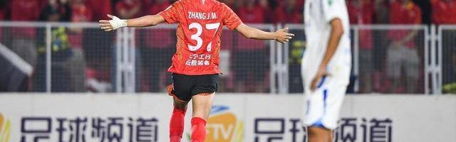 恭喜这位中国王牌锋霸，已获得英国劳工证，将出战英超青年联赛