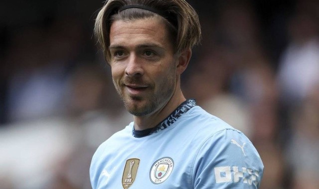 4年仅12球，曼城1亿英镑中场身价狂跌7200万欧元，30万周薪无人问津