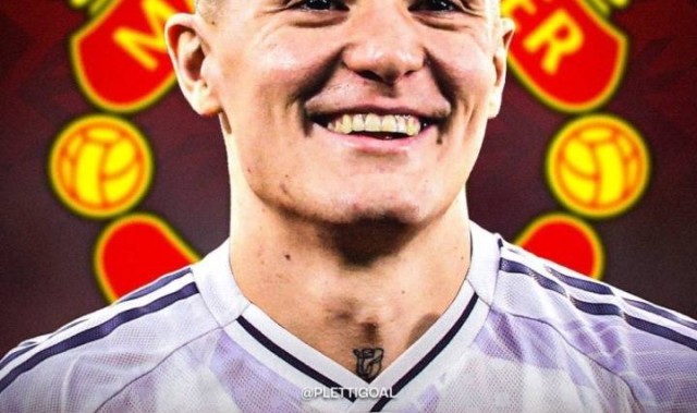 8500万新援今日官宣！德天空：塞斯科交易完成，与曼联签至2030年