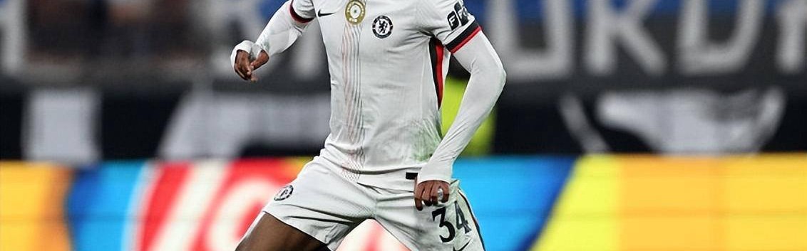 曼城锁定切尔西19岁多面手后卫补强防线，拜仁虎视眈眈蓝军坚决不放人