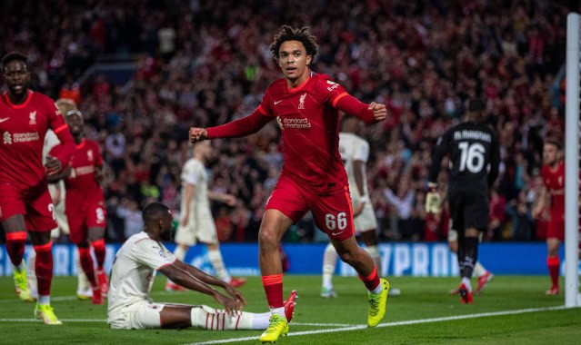 最新足坛俱乐部排名出炉：巴萨位列第三，皇马跌出前五，曼城排名上升