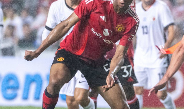 奥斯梅恩点头曼联！夏窗豪赌非洲第一锋霸，红魔复兴真要靠他？