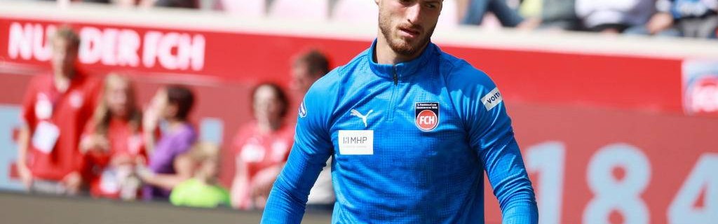 埃里克森自由身加盟沃尔夫斯堡：33岁老将的新征程与德甲的期待