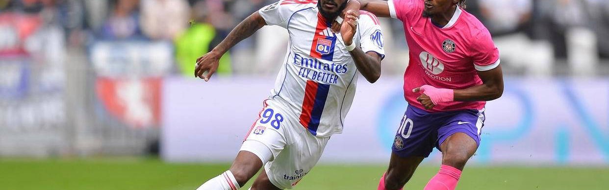 法甲大冷门！里昂被排名第11的图卢兹逆转，96分钟绝杀惨遭败绩