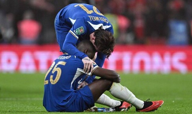 1.3亿太疯狂！帕尔默铁心投曼联，B费时代真要落幕？