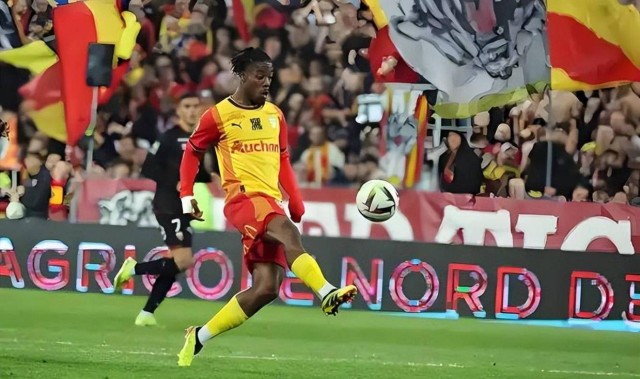 放弃法国籍！足协将拍板同意法甲里昂MVP队长入籍申请，值得期待