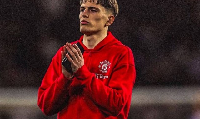 主动离队！英媒曝加纳乔自荐加盟阿森纳，11球10助攻值6000万欧吗