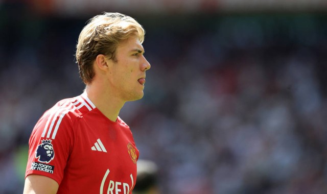 回意甲？曝米兰想租借霍伊伦 曼联要求承担球员全部工资