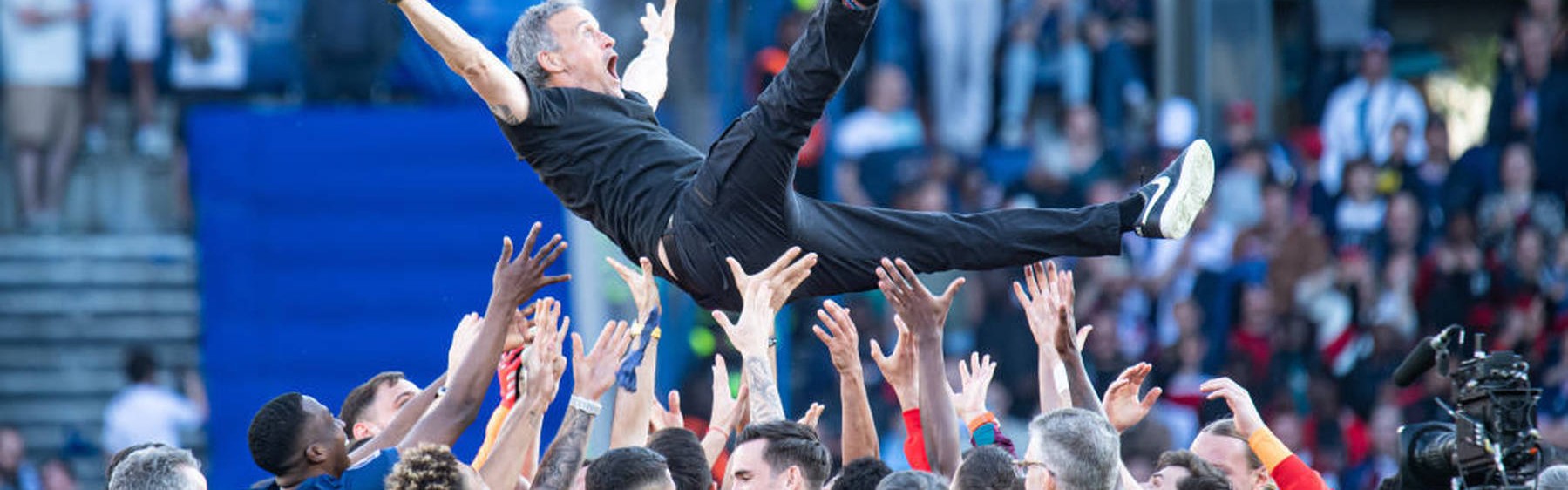 恩里克：铁血教头的荣耀与争议之路