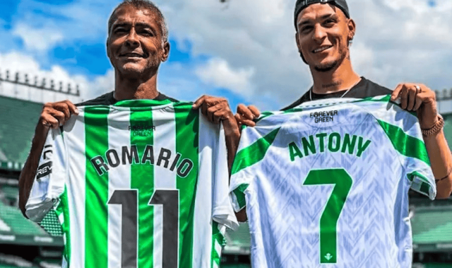 3000万镑豪赌“圆规”救急？巴萨盯上曼联弃将，20万周薪成西甲逆袭关键