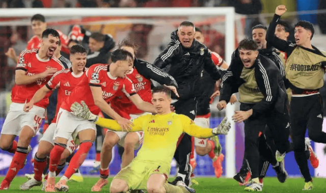 皇马2-4，掉落附加赛！错怪了阿隆索，穆帅骑脸庆祝太扎心