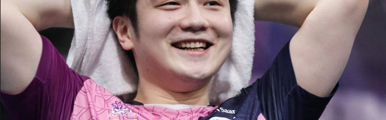 莫雷加德欧冠秀精彩球致敬樊振东，小胖起身拍手笑容灿烂鼓励