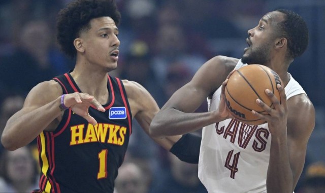 哈登21分米切尔31分 骑士险胜老鹰4连胜